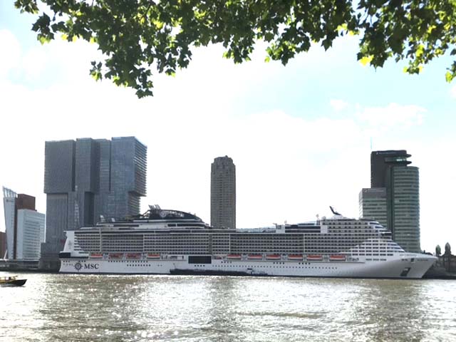 MSC Virtuosa in Rotterdam